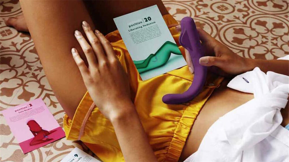 How To Use A Vibrator For The First Time Amovibe How To Use A Vibrator For The First Time Amovibe