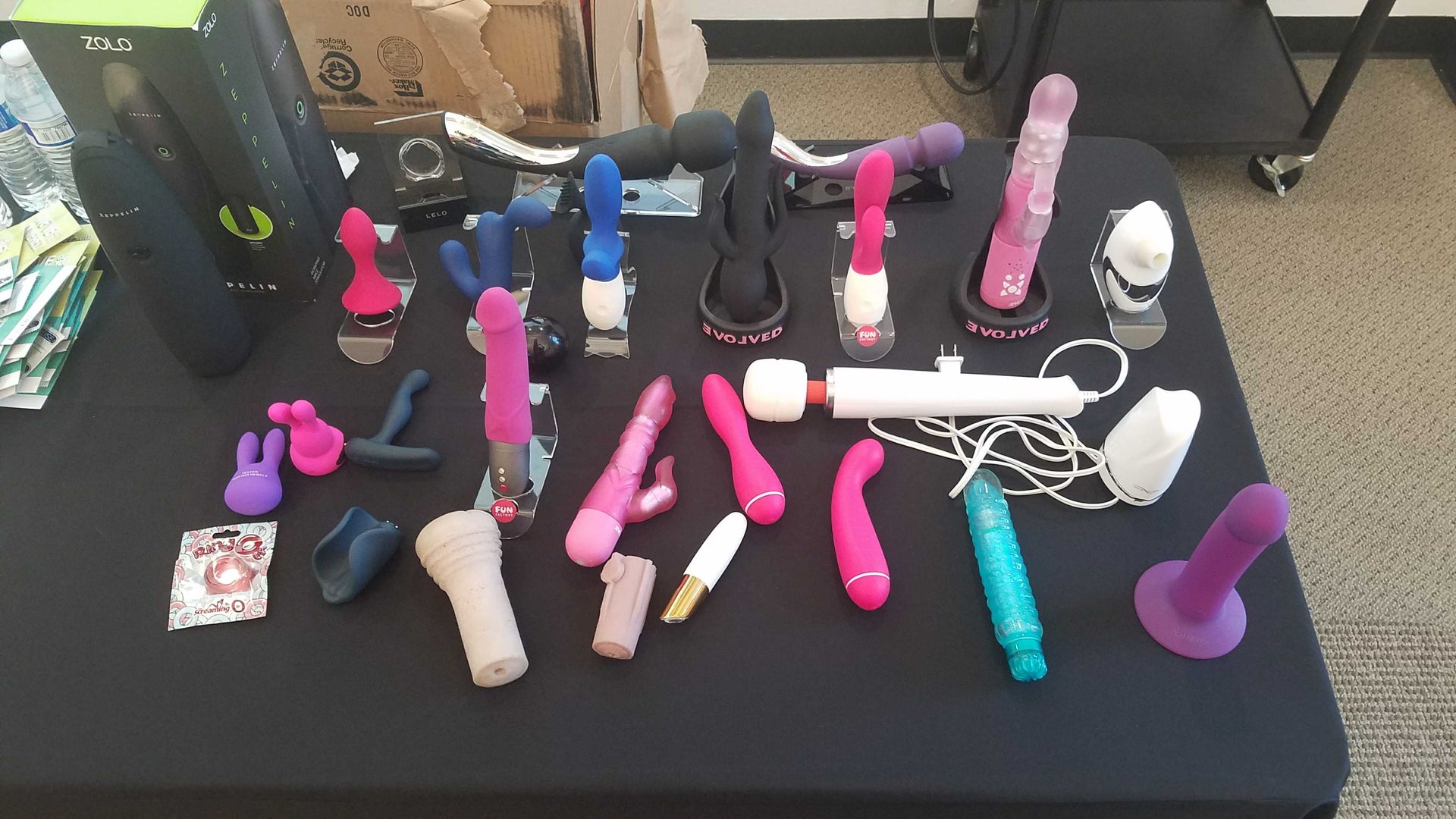 How Much Do Sex Toys Sell For?  Amovibe